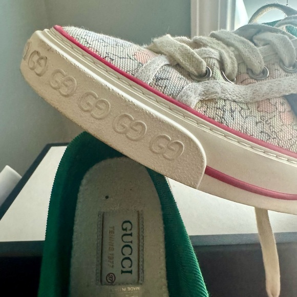 GUCCI CLASSIC 😊😊😊Size 7 - Picture 4 of 12